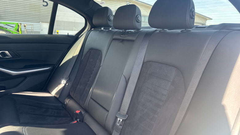 BMW 3 Series 320i M Sport 4dr Step Auto Petrol Saloon